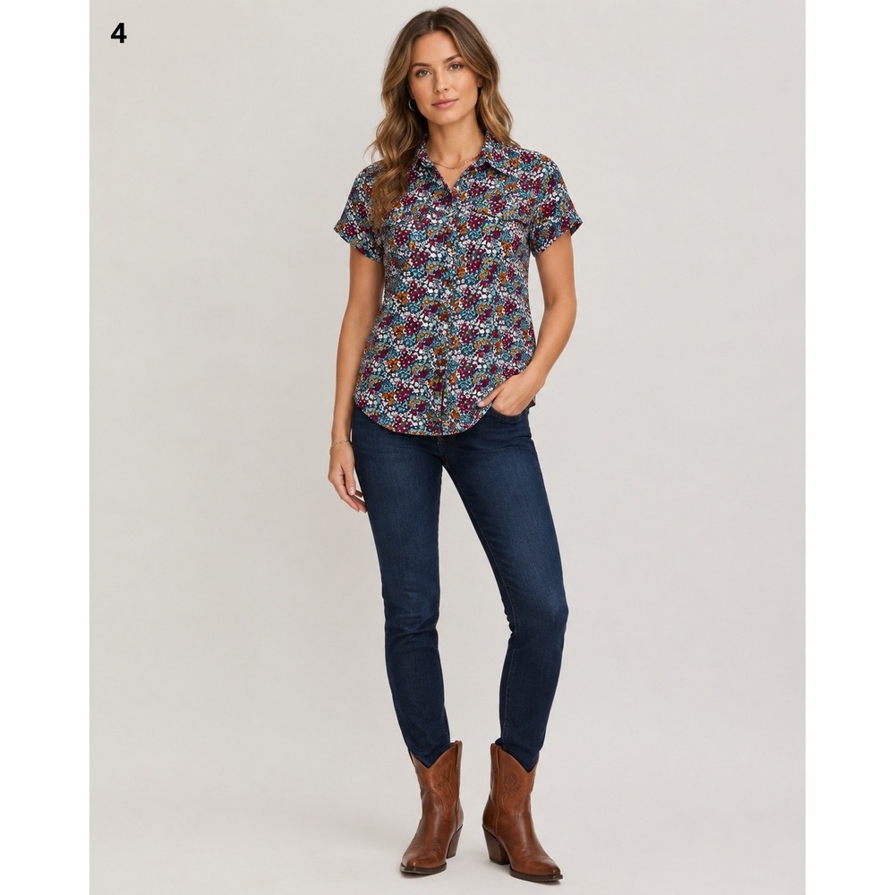Wrangler Wrancher Womens Small Floral Western Pearl Snap Short Sleeve Shirt S